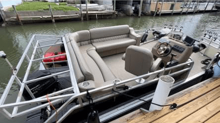 Classic Pontoon Boat Console