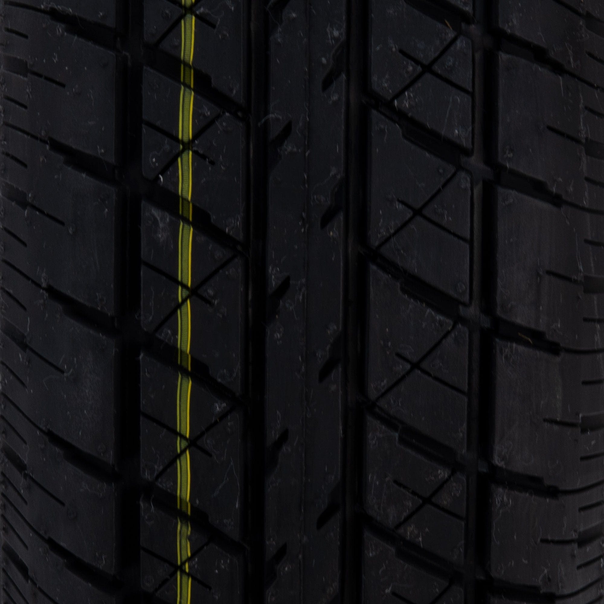 DeckMate Pontoon Trailer Radial Tire detail